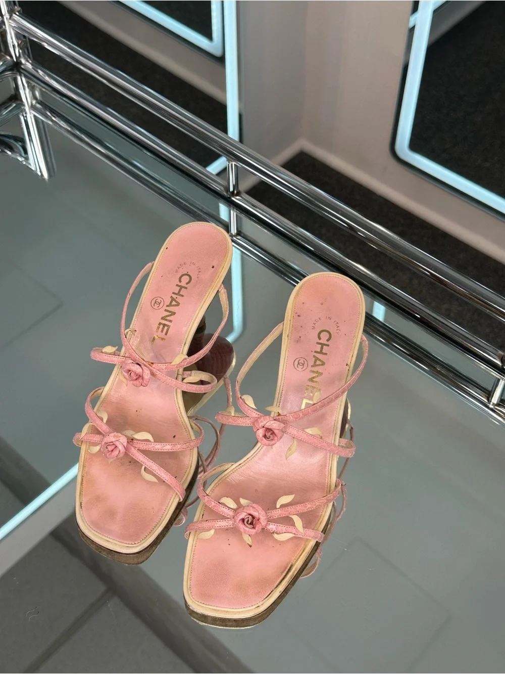 Chanel vintage Rosebud Sandals